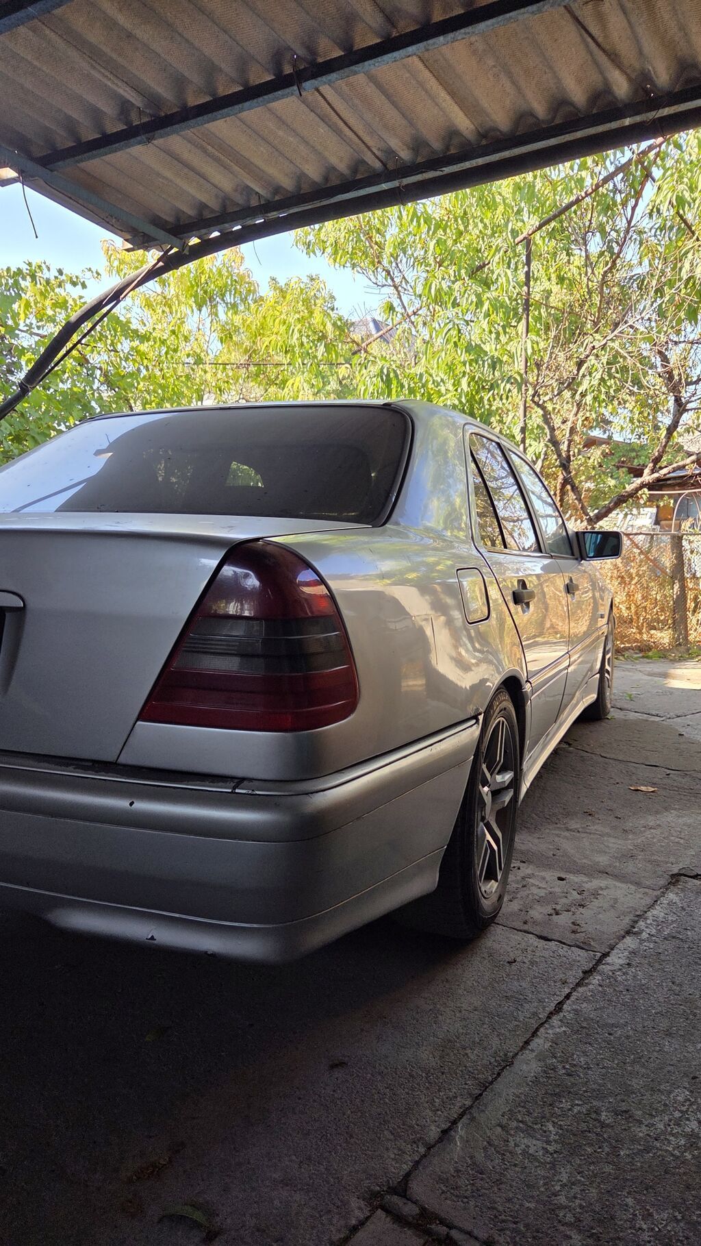 Mercedes-Benz C-Class: 1996 г., 2 л, Автомат, Бензин, Седан: фото 3
