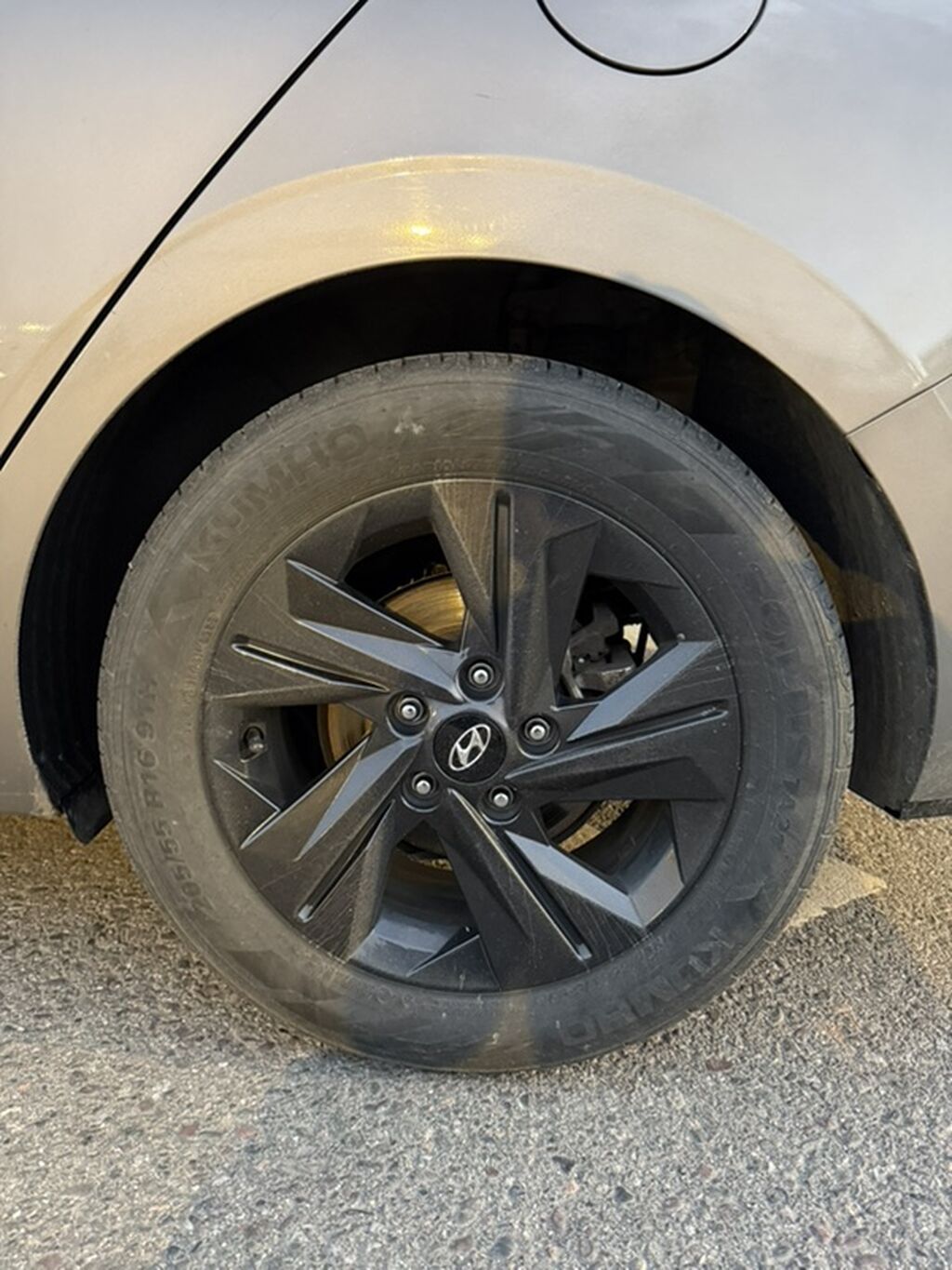 Hyundai Avante: 2022 г., 1.6 л, Автомат, Гибрид, Седан: фото 3