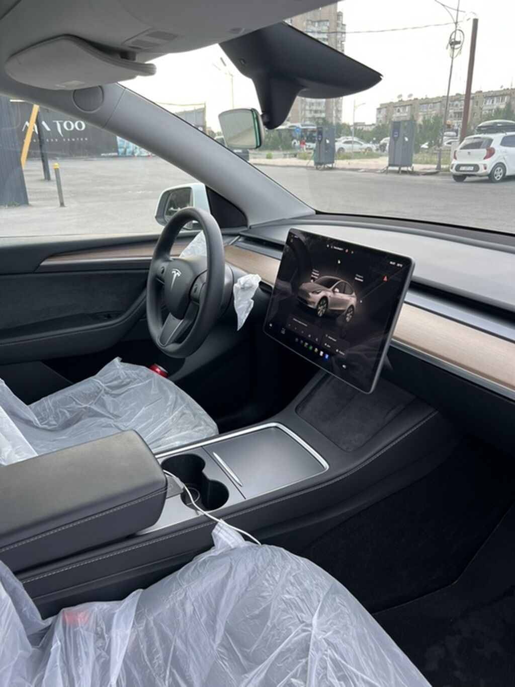Tesla Model Y: 2024 г., Электромобиль, Кроссовер: фото 7