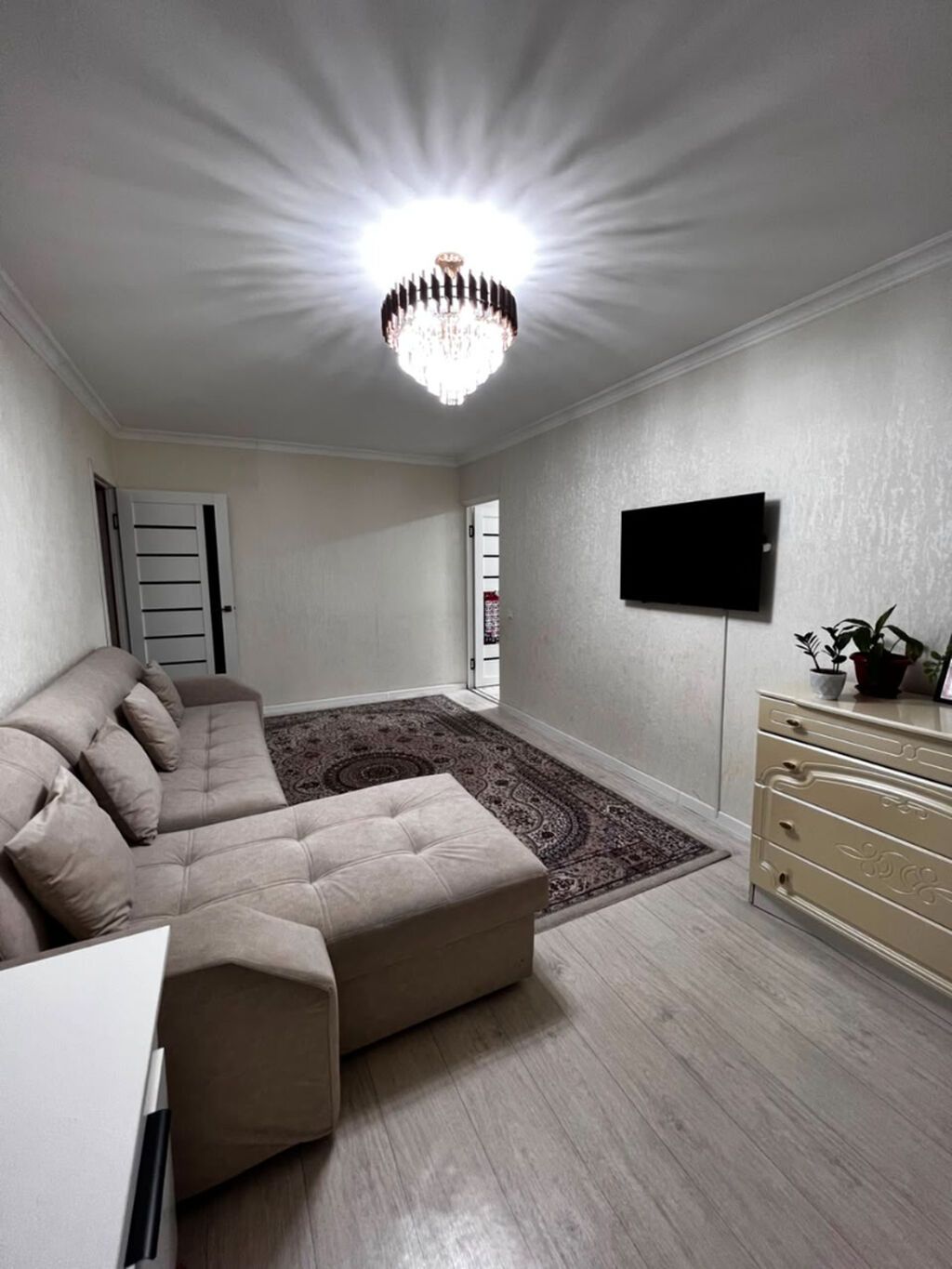 2 комнаты, 46 м², 8 мкр 104 серия, 4 этаж, Свежий ремонт: фото 6