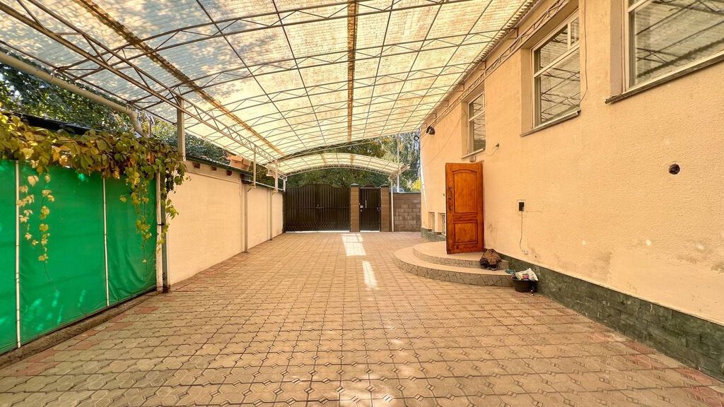 5 комнат, 161 м², 4 соток, Бишкек, ул. Тоголок Молдо / Щербакова Агентство недвижимости: фото 3