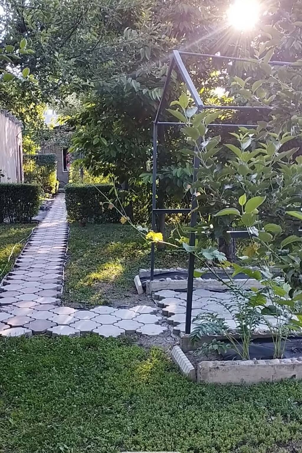 4 комнаты, 120 м², 10 соток, Бишкек, Собственник: фото 2