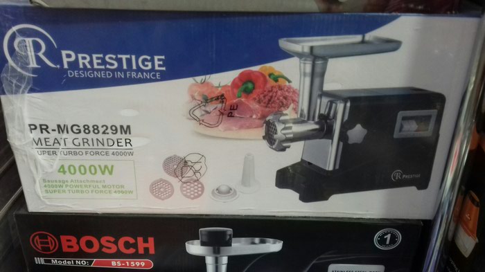 Blenderlər, kombaynlar, mikserlər: Et masini 4000 vat demir sesdirna cadirma pulsuz - lalafo.az Xırdalan şəhərində Et masini 4000 vat demir sesdirna cadirma pulsuz