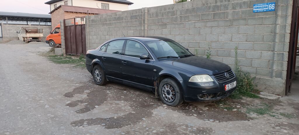 Volkswagen Passat: 2001 г., 1.8 л, Механика, Бензин, Седан: фото 2