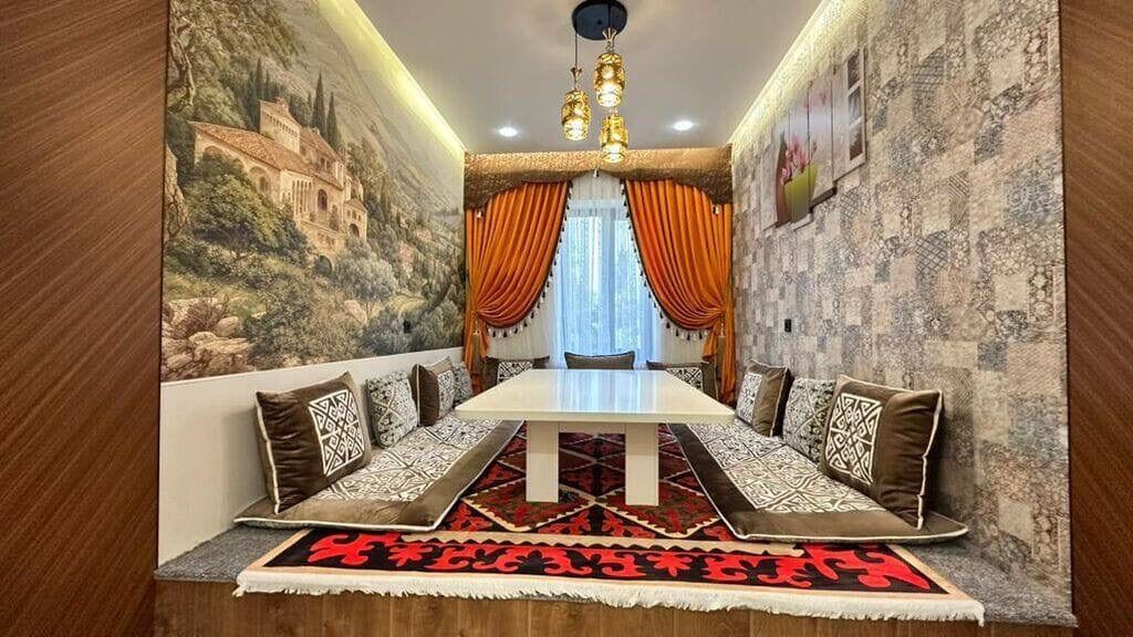 Шикарный дом в ж/м Киргизия‑1 - Участок: 10 соток - Дом: 250 м² - 10: фото 3