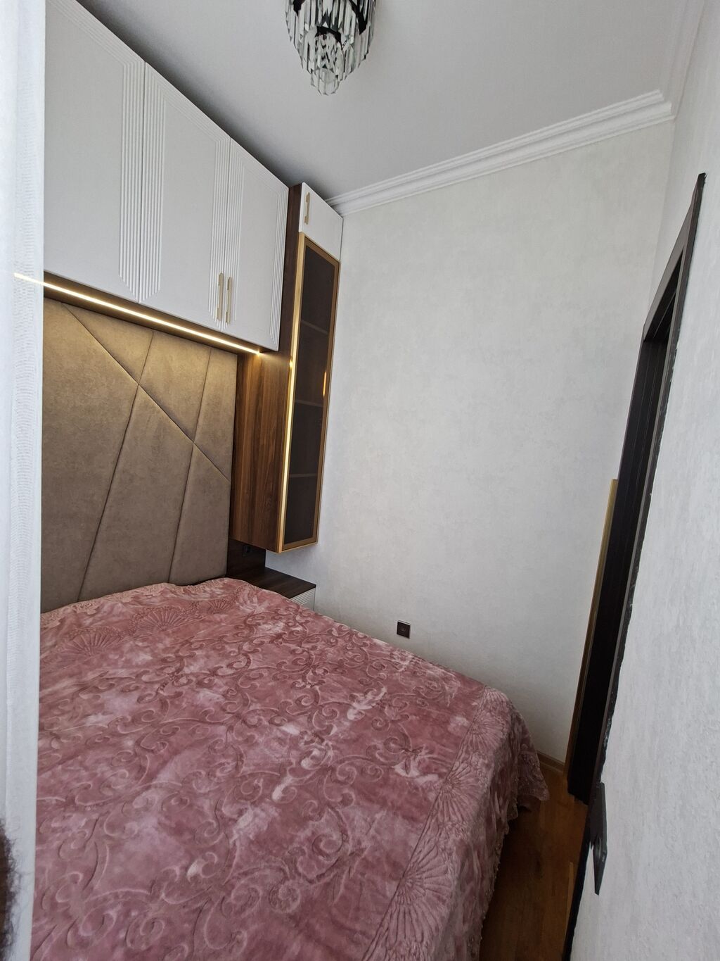 Ünvan- Sumqayıt ş. 10 mkr. 2-3 tələbə qız vəya 1 nəfər qala bilər