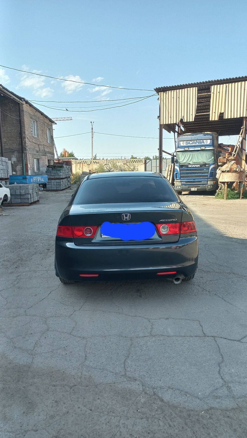 Honda Accord: 2004 г., 2 л, Автомат, Бензин, Седан: фото 2