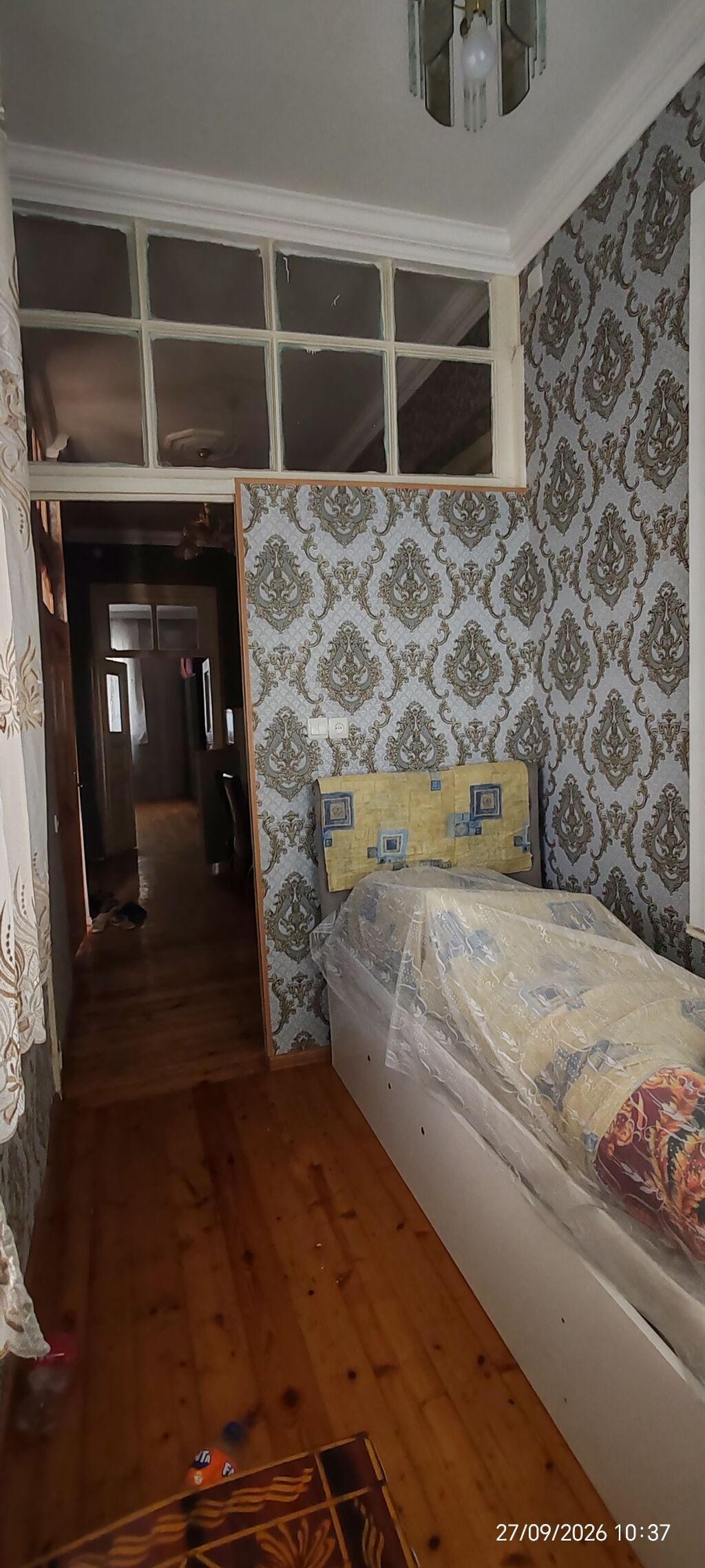 Satılır: Geniş, işıqlı həyət evi (tam mebellə) - Plan: uzun dəhliz