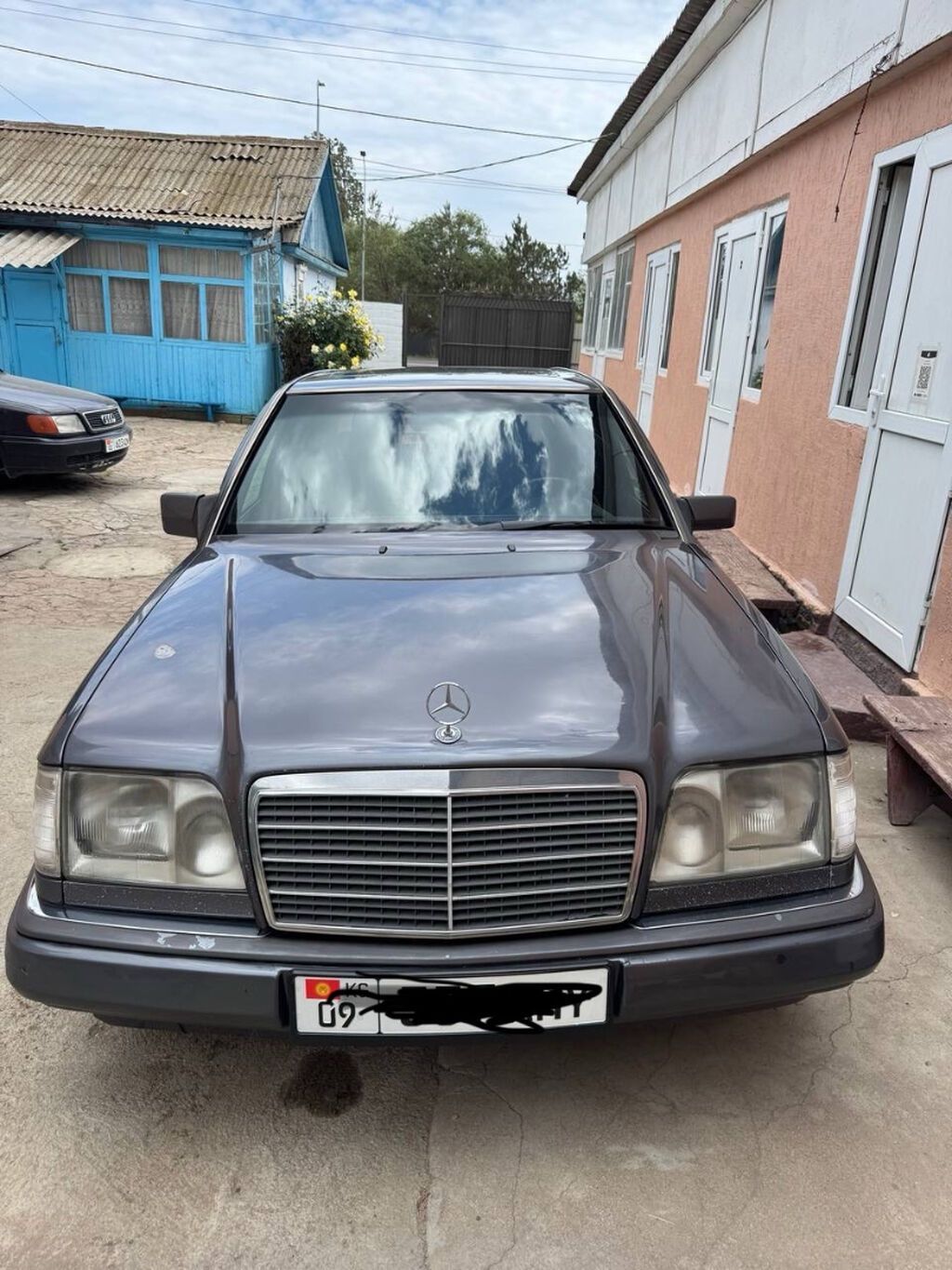 Mercedes-Benz E-Class: 1995 г., 2.2 л, Механика, Бензин, Седан: фото 1