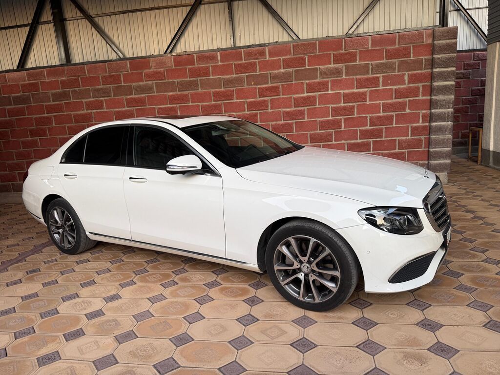 Mercedes-Benz E-Class: 2019 г., 2 л, Автомат, Бензин, Седан: фото 6