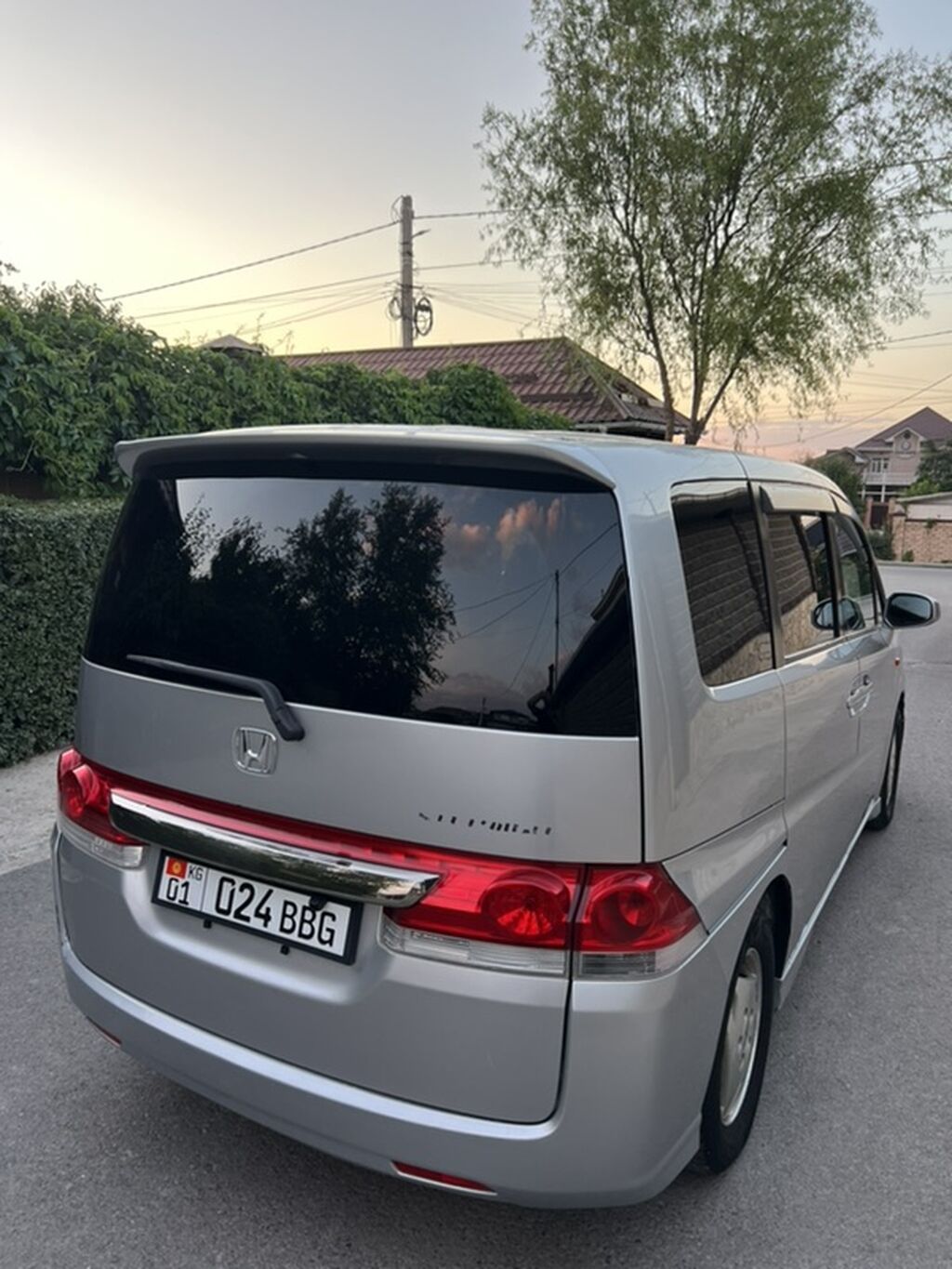 Honda Stepwgn: 2008 г., 2 л, Автомат, Бензин, Минивэн: фото 5
