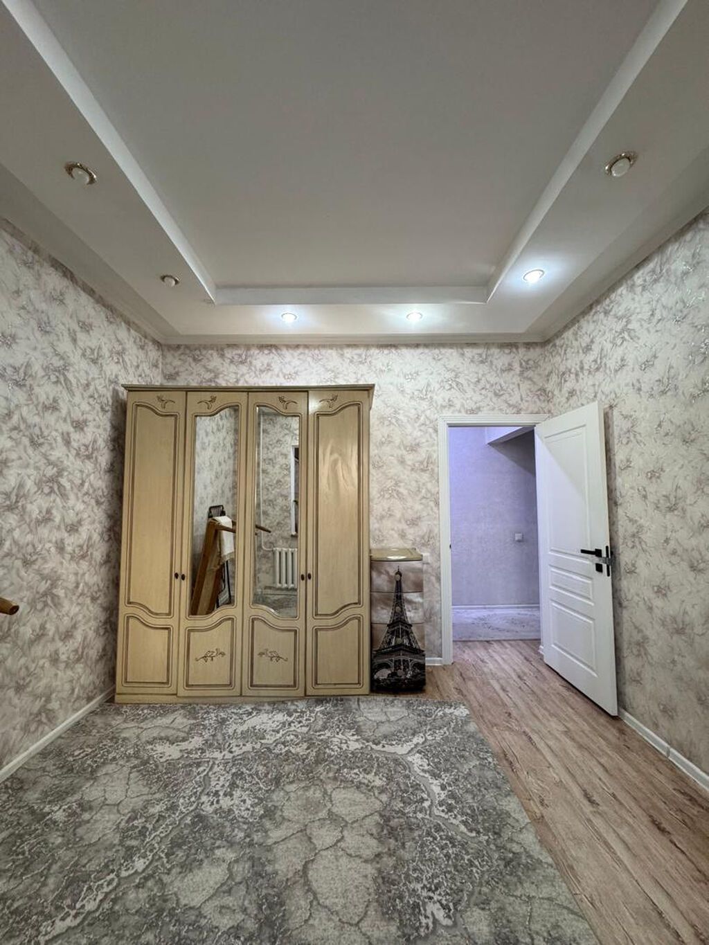 2 комнаты, 52 м², 1000 мелочей (Карпинка) 106 серия, 5 этаж, Евроремонт: фото 8