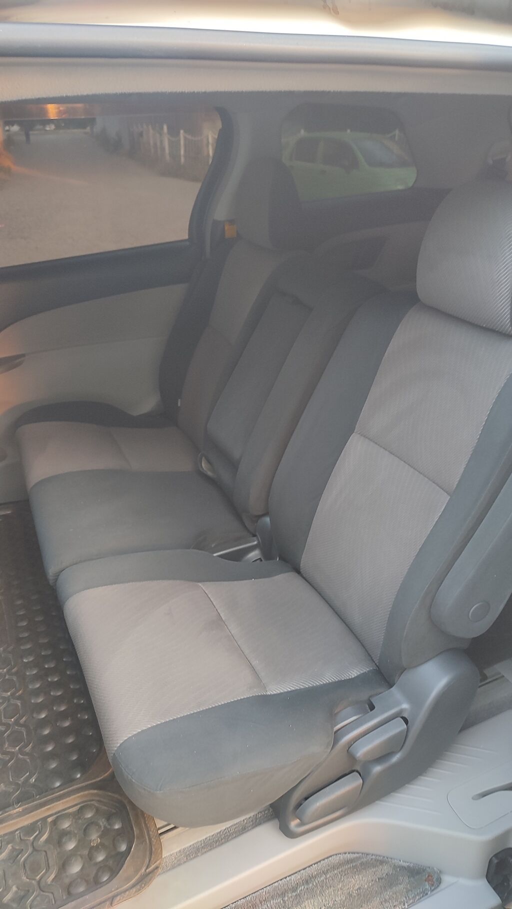 Toyota Estima 2006 г., 2.4 л, бензин: фото 3