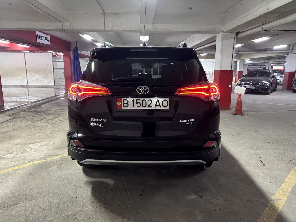 Toyota RAV4: 2018 г., 2.5 л, Автомат, Бензин, Кроссовер: фото 6