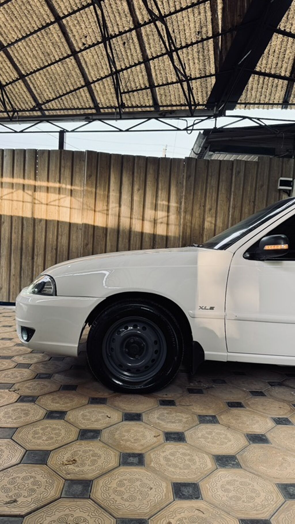 Daewoo Nexia: 2013 г., 1.5 л, Механика, Бензин, Седан: фото 4