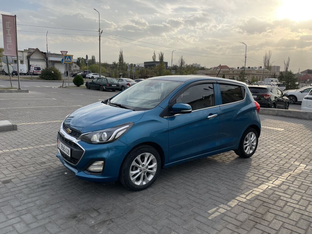 Chevrolet Spark: 2020 г., 1 л, Автомат, Бензин, Хэтчбэк: фото 4