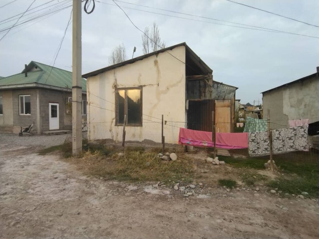 2 комнаты, 35 м², 400 соток, Калыс-ордо ж/м Электричество, Холодная вода, Септик: фото 3