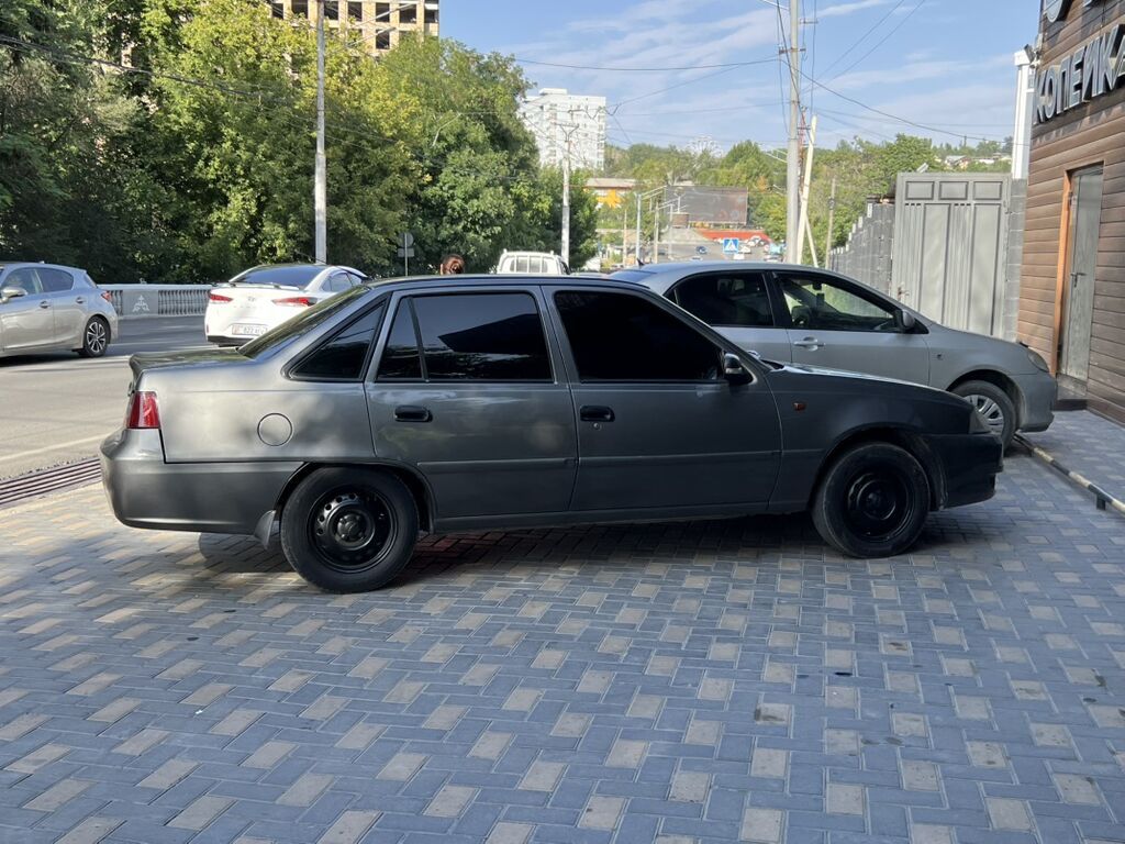 Daewoo Nexia: 2012 г., 1.5 л, Механика, Бензин, Седан: фото 2