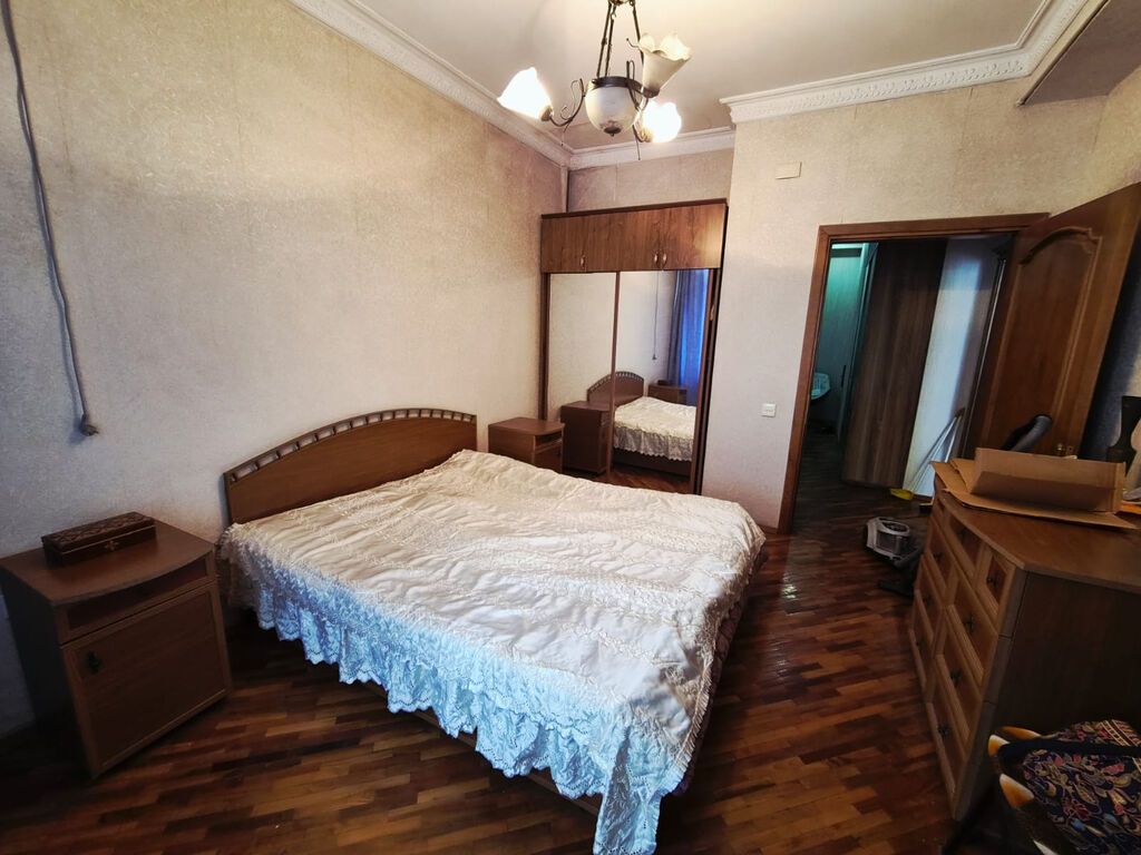 3 otaqlı, Yeni tikili, m. Nizami, 98 kv. m