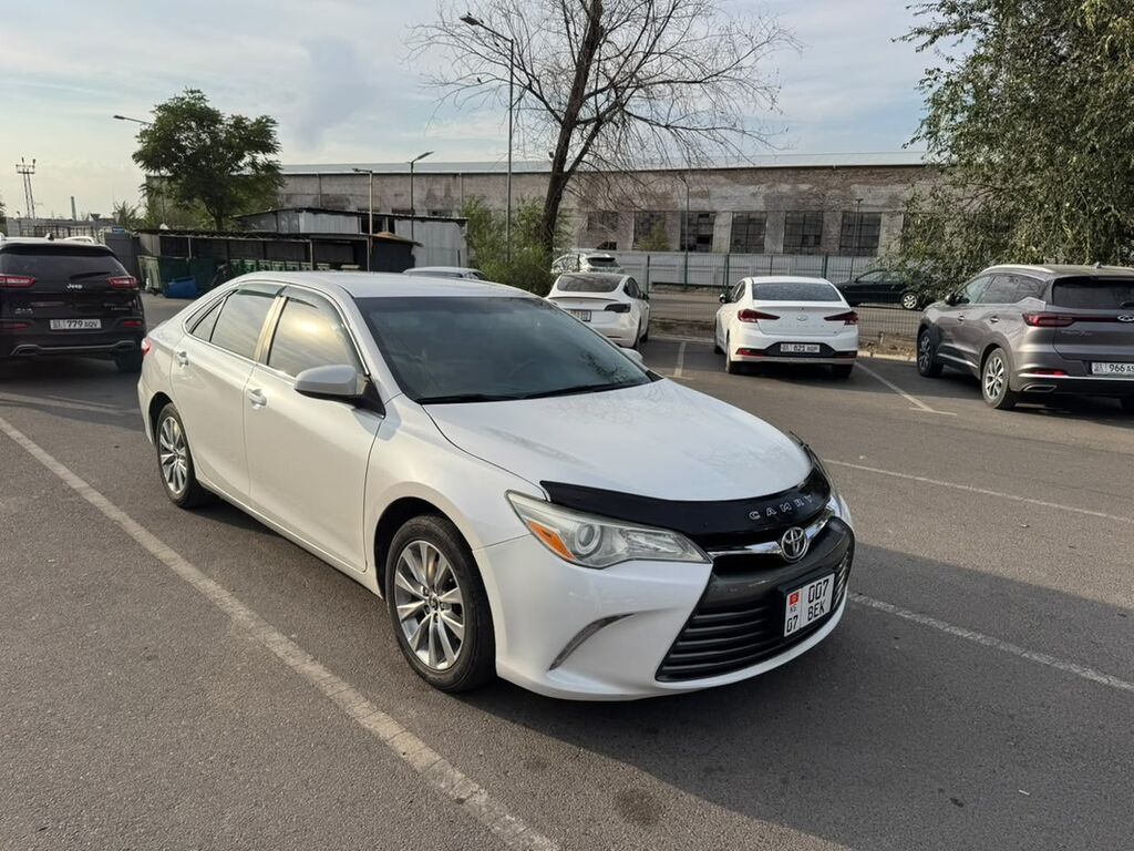 Toyota Camry: 2015 г., 2.5 л, Автомат, Бензин, Седан: фото 8