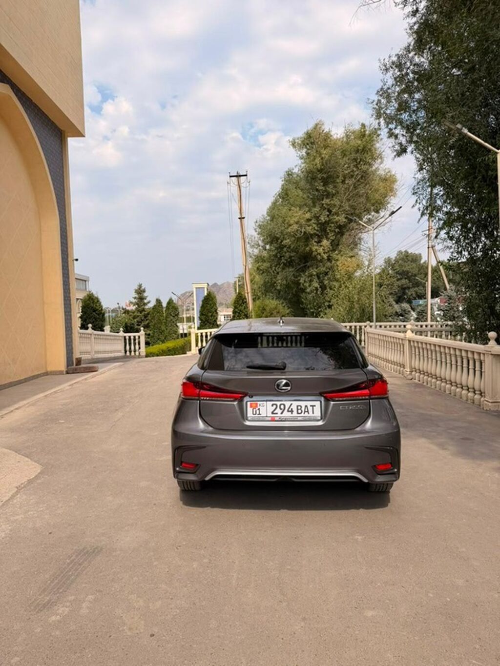 Lexus CT: 2019 г., Автомат, Гибрид, Хэтчбэк: фото 5