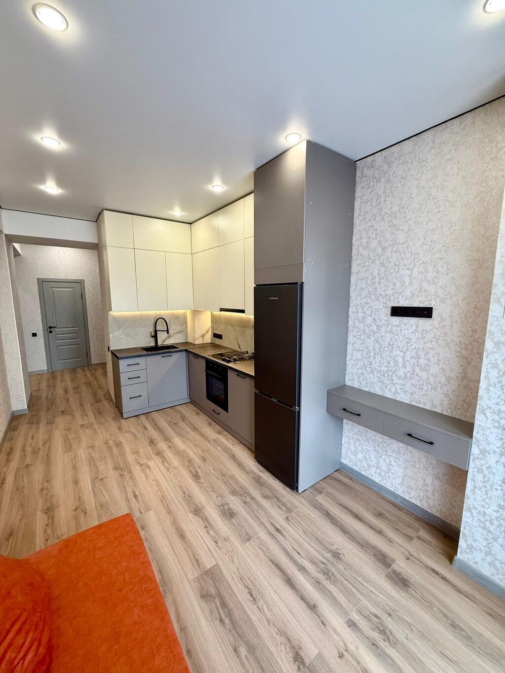 2 комнаты, 58 м², Элитка, 4 этаж, Евроремонт: фото 6