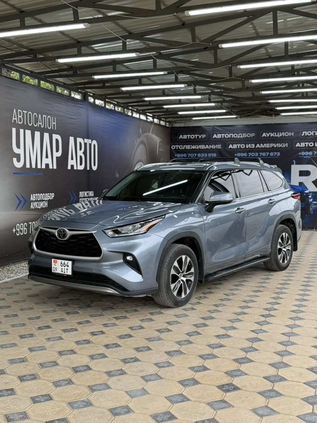 Toyota Highlander: 2020 г., 3.5 л, Автомат, Бензин, Кроссовер: фото 2