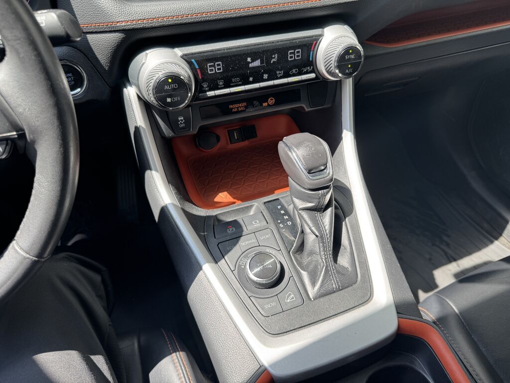 Toyota RAV4: 2020 г., Бензин, Кроссовер — фото 8