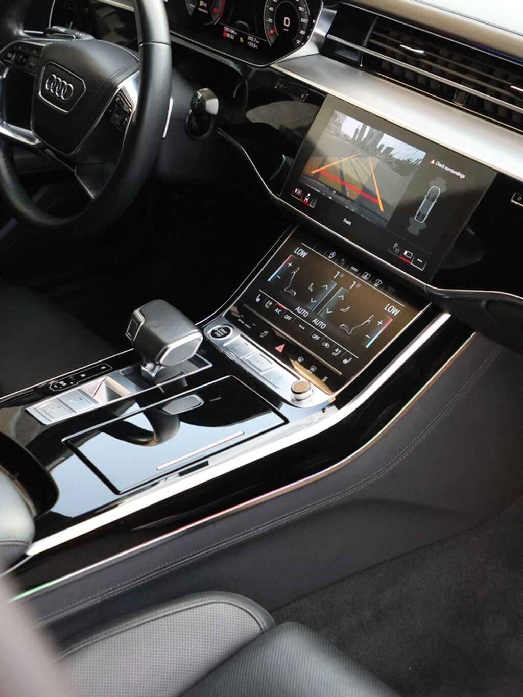 Audi A8: 2022 г., 3 л, Автомат, Дизель, Седан: фото 8