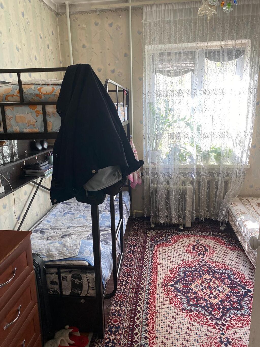 3 комнаты, 61 м², 12 мкр 106 серия, 5 этаж, Старый ремонт: фото 2