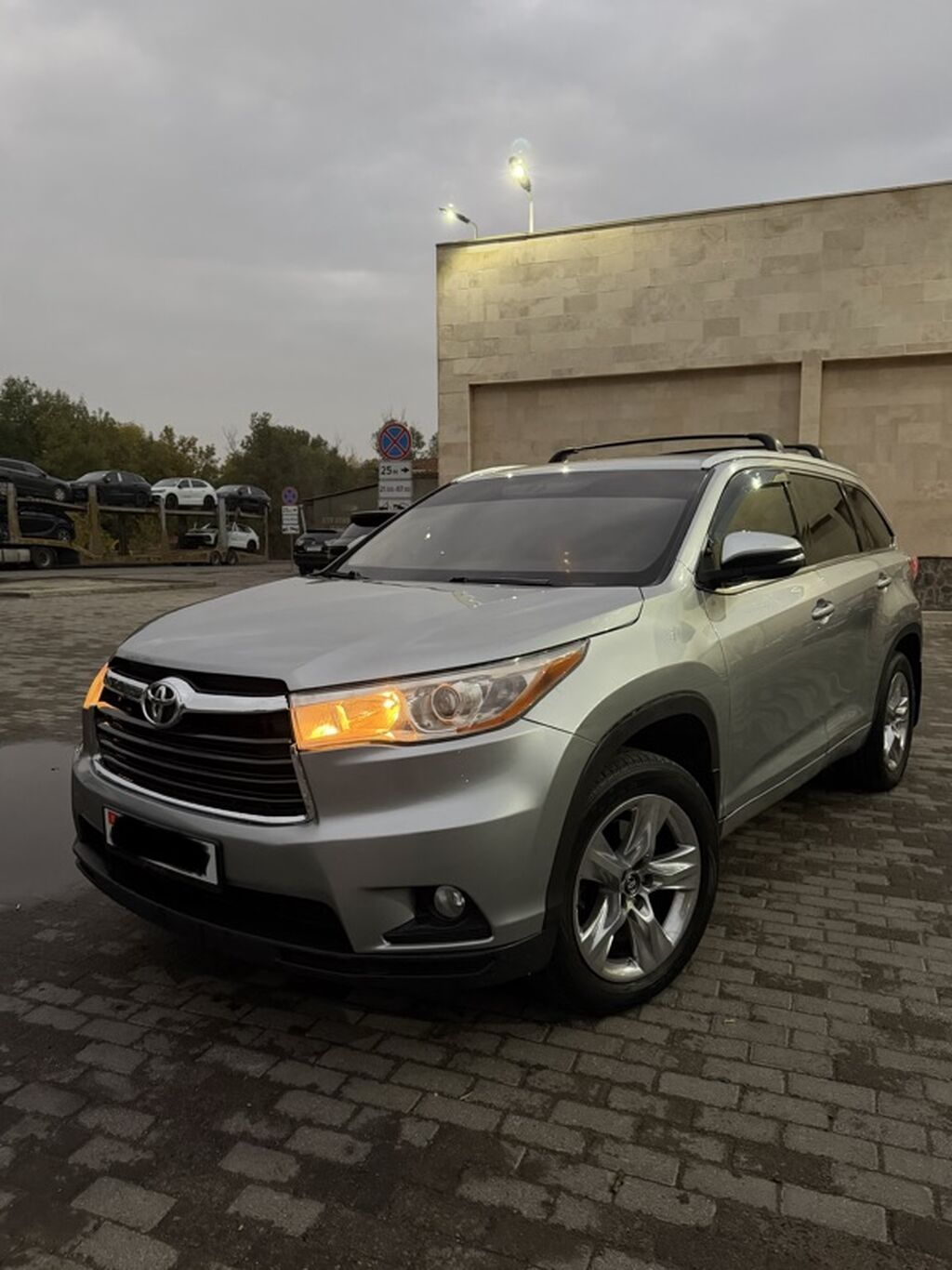 Toyota Highlander: 2014 г., 3.5 л, Автомат, Бензин, Кроссовер: фото 2