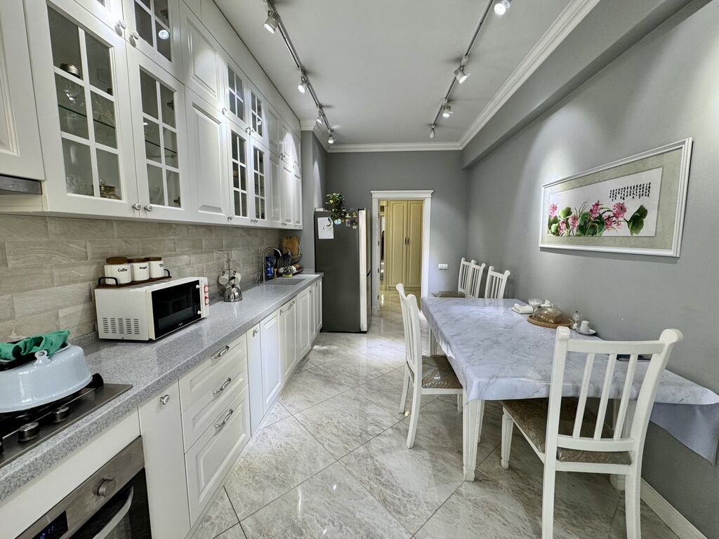 3 комнаты, 110 м², Элитка, 3 этаж, Дизайнерский ремонт — фото 4