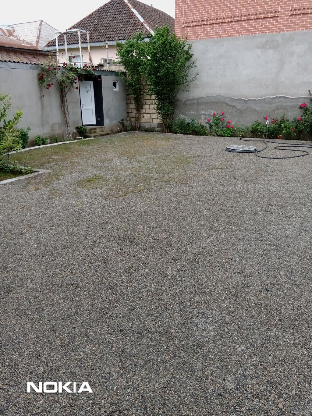4 otaqlı, 200 kv. m, Yeni təmirli