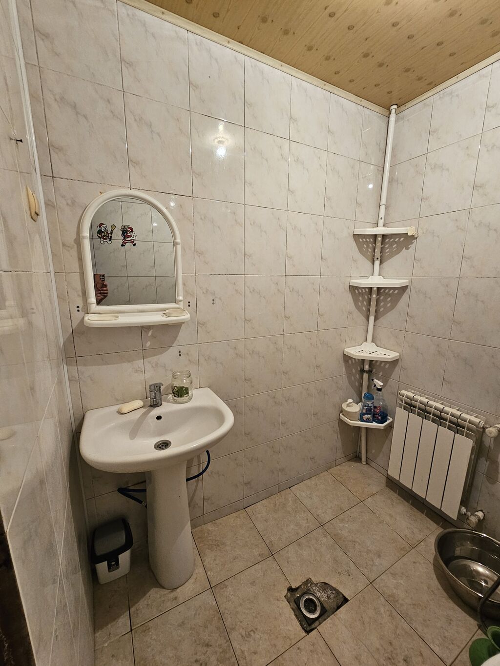 Bakı, 7-ci mikrorayon, 3 otaqlı, Köhnə tikili, m. Dərnəgül, 75 kv. m