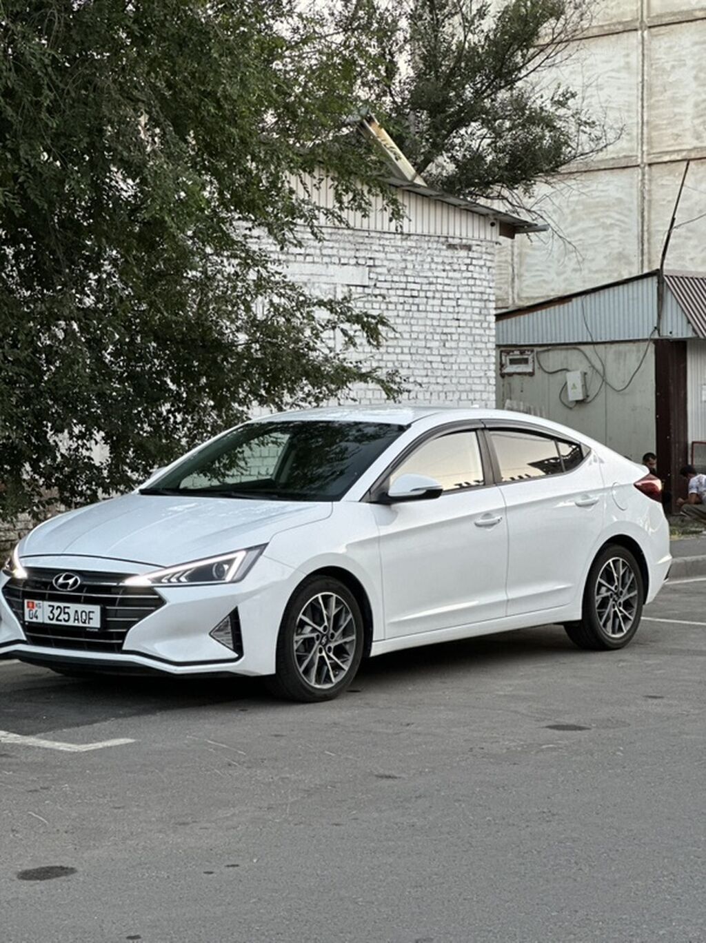 Hyundai Avante: 2019 г., 1.6 л, Автомат, Бензин, Седан: фото 3