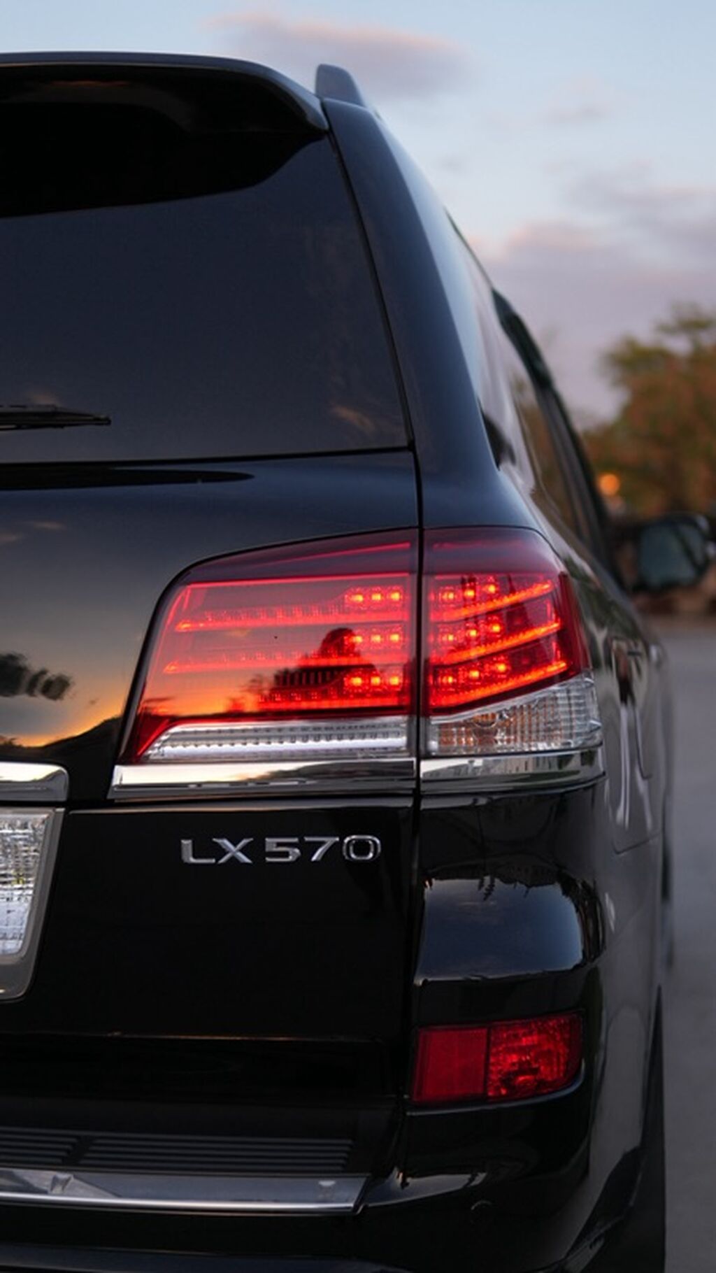 Lexus LX: 2013 г., 5.7 л, Автомат, Газ, Внедорожник: фото 2