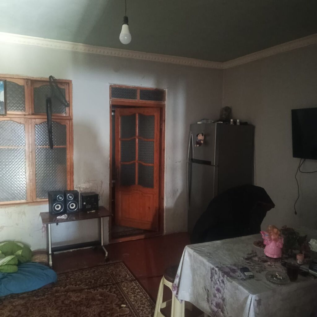 2 otaqlı, 80 kv. m, Kredit yoxdur, Təmirsiz