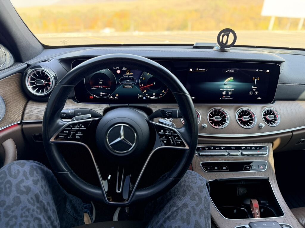 Mercedes-Benz E-Class: 2022 г., 2 л, Бензин, Седан: фото 7