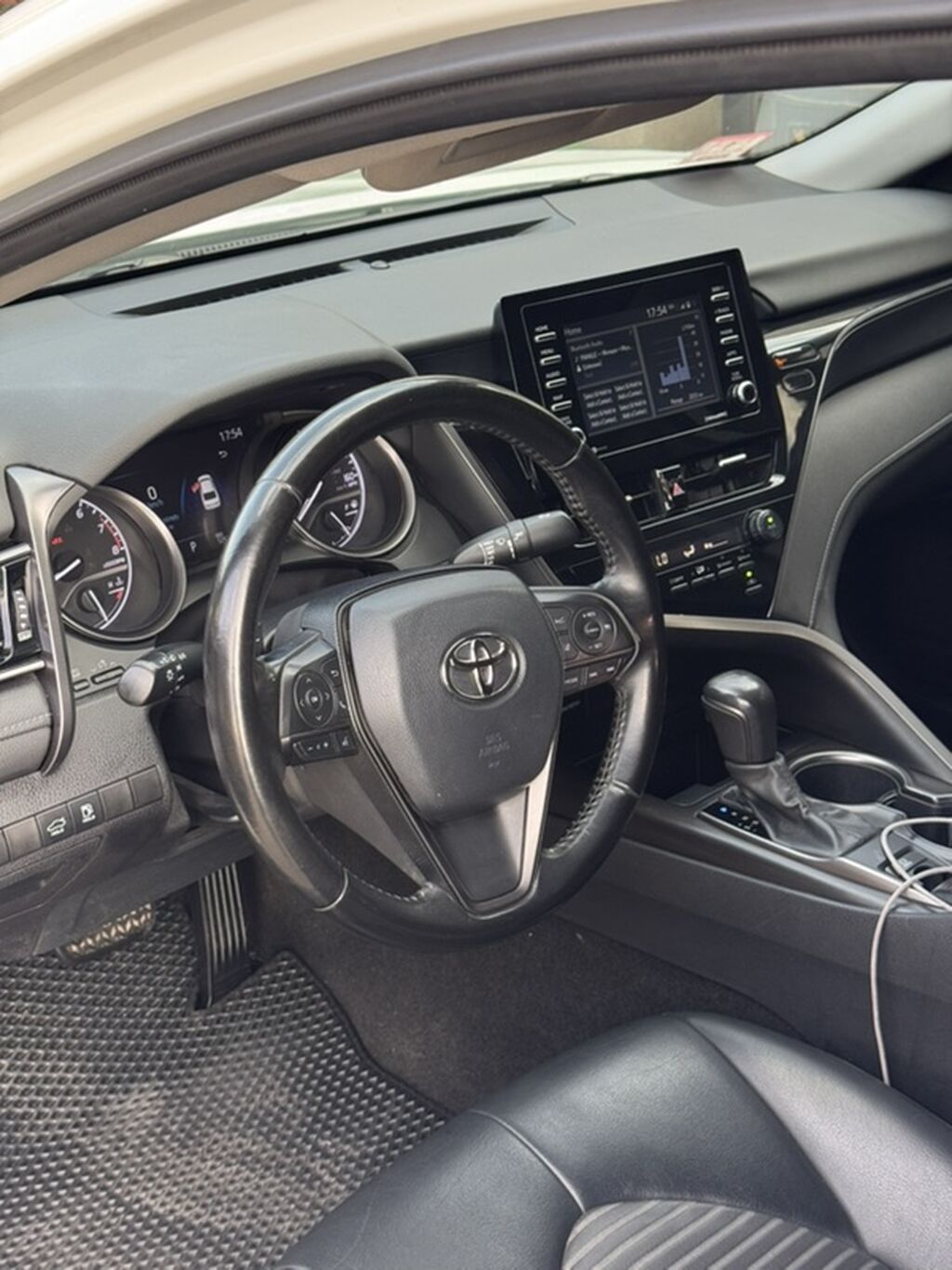 Toyota Camry: 2021 г., 2.5 л, Автомат, Бензин, Седан: фото 7