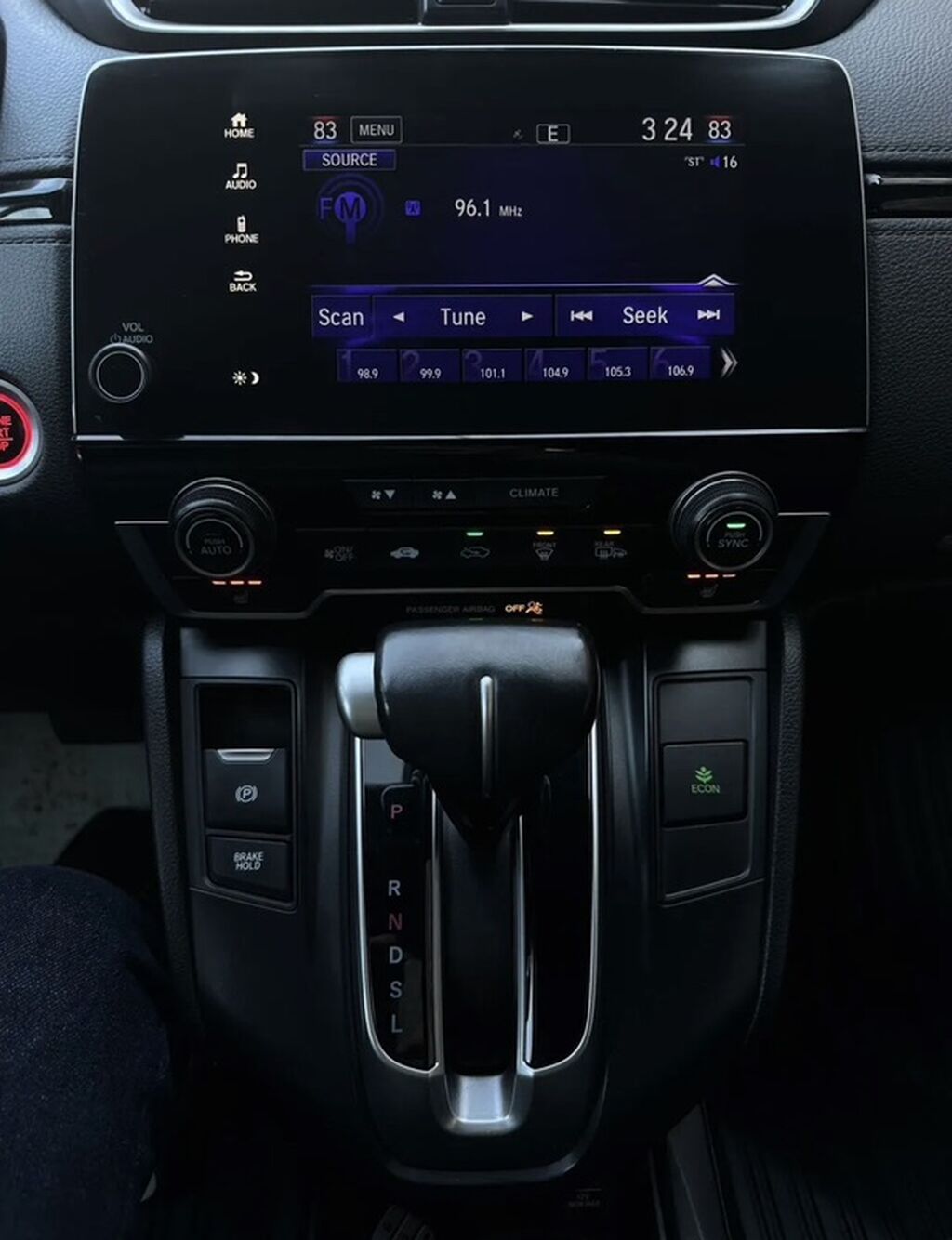 Honda CR-V: 2018 г., 1.5 л, Автомат, Бензин, Кроссовер: фото 4