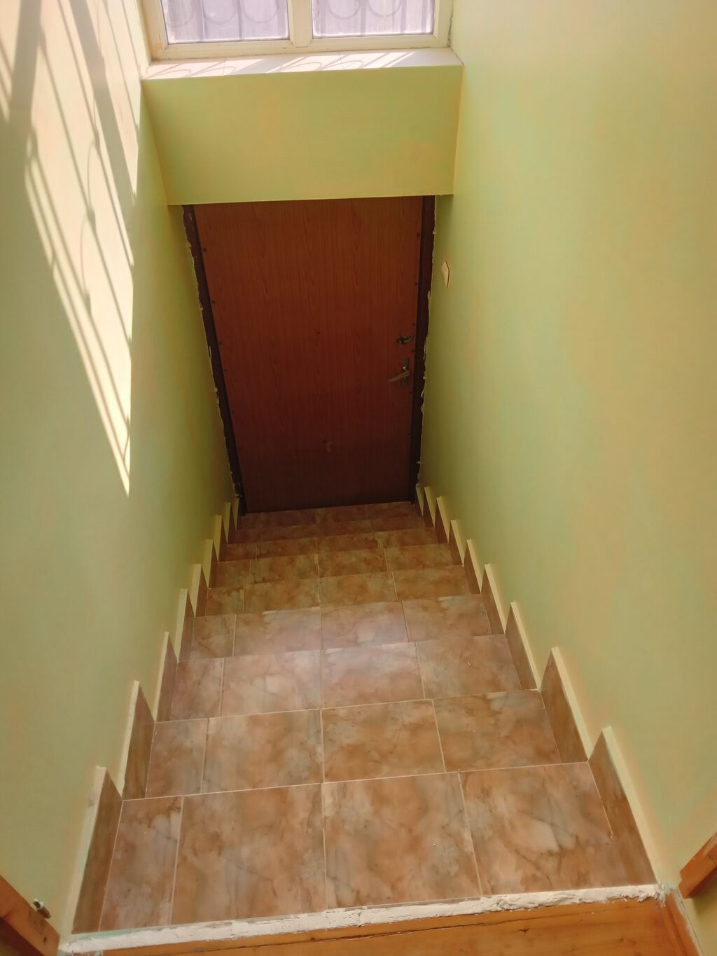 6 otaqlı, 161 kv. m, Orta təmir