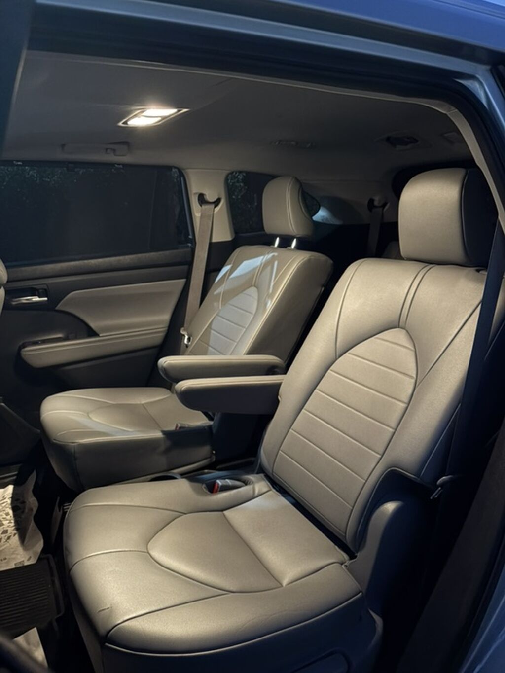 Toyota Highlander: 2021 г., Гибрид, Кроссовер: фото 6