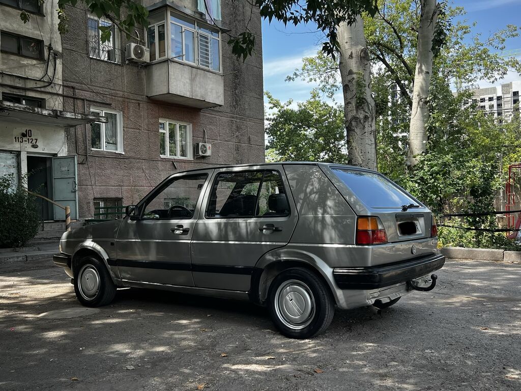 Volkswagen Golf: 1989 г., 1.6 л, Механика, Бензин, Хэтчбэк: фото 7