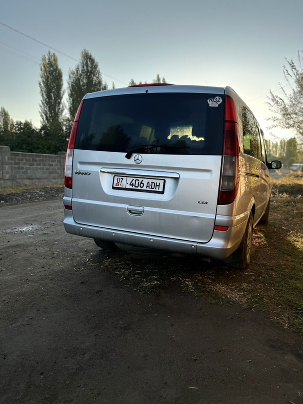 Mercedes-Benz Viano: 2005 г., 2.2 л, Автомат, Дизель, Минивэн: фото 2