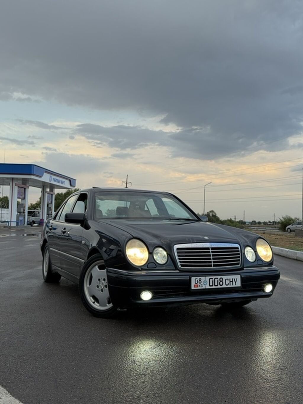 Mercedes-Benz E-Class: 1998 г., 4.3 л, Автомат, Бензин, Седан: фото 5