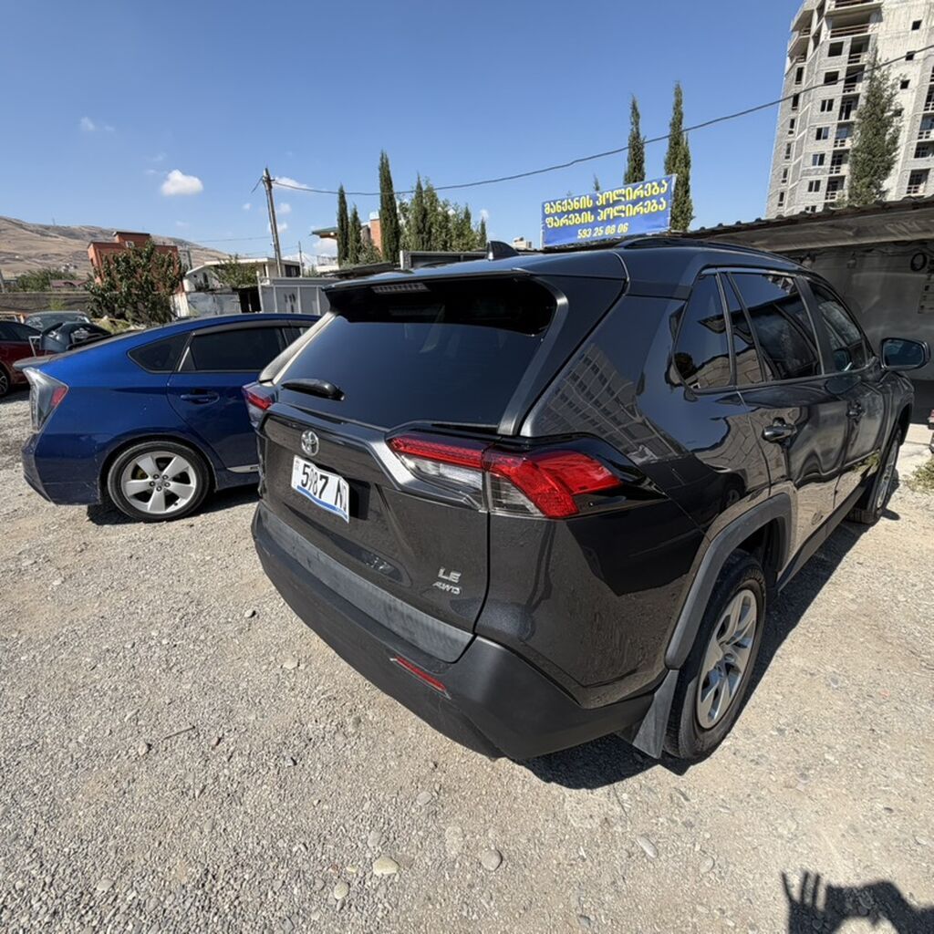 Toyota RAV4: 2020 г., 2.5 л, Автомат, Бензин, Кроссовер: фото 4