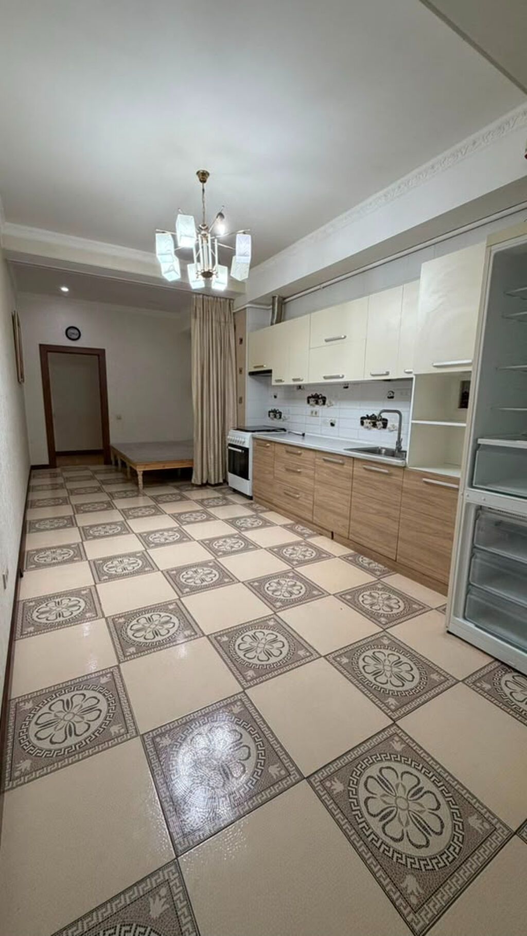 4 комнаты, 135 м², Золотой квадрат Элитка, Евроремонт: фото 3