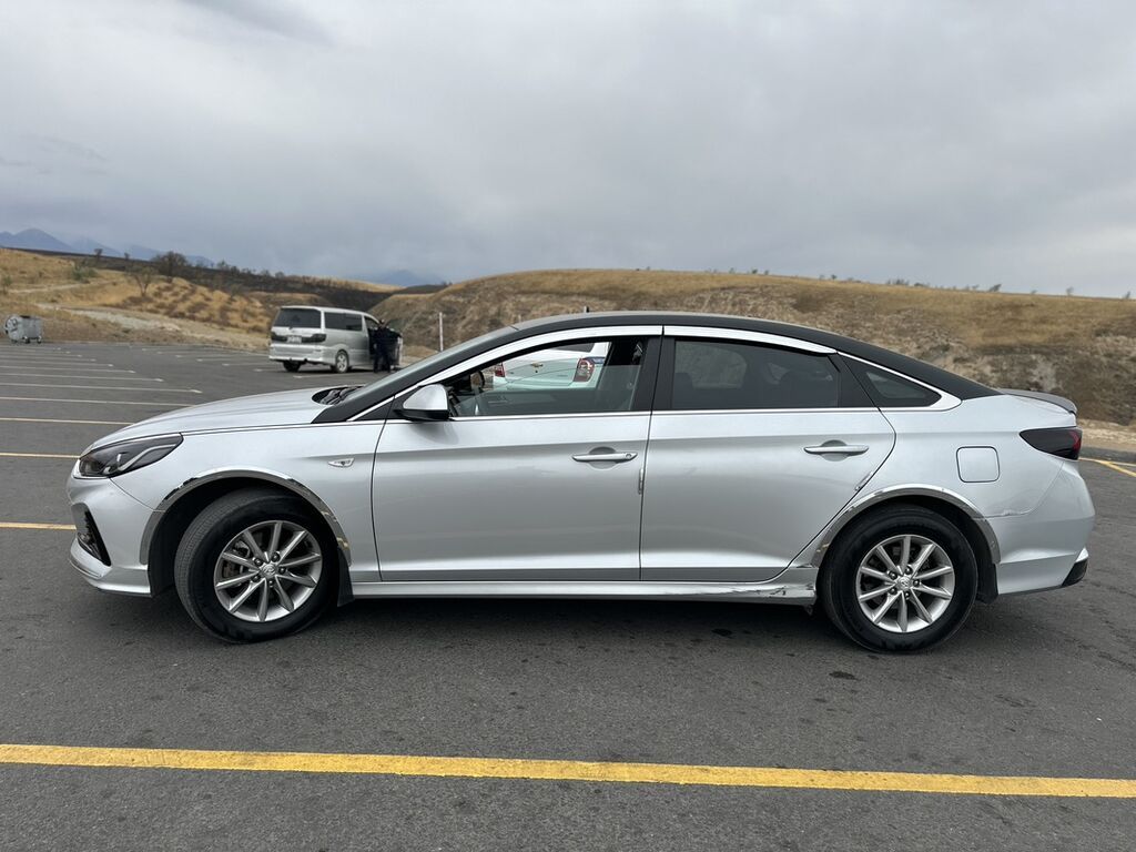 Hyundai Sonata: 2021 г., 2 л, Автомат, Газ, Седан: фото 4