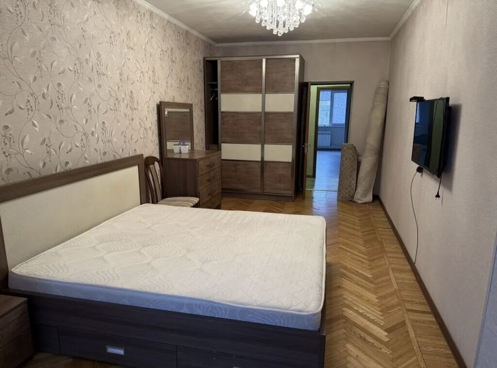 Сдаётся 3-комнатная квартира 90м2 в центре города (Чуй-Исанова): фото 3