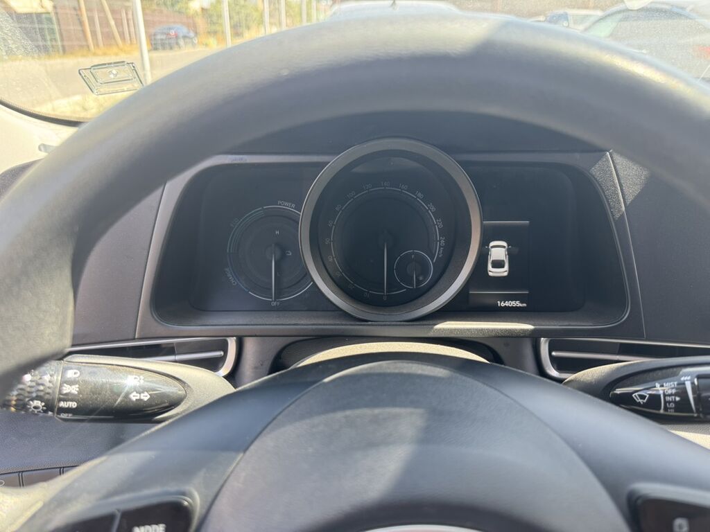 Hyundai Avante: 2020 г., Вариатор, Гибрид, Седан: фото 4